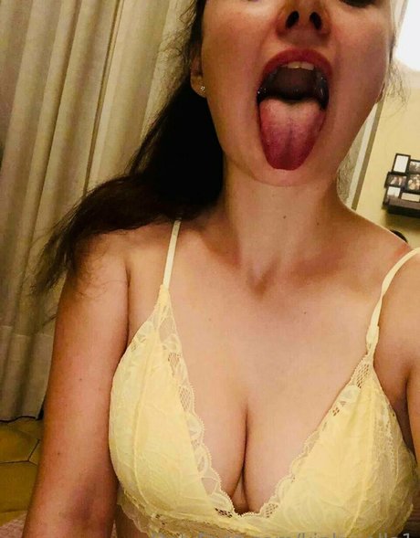 kinky ella1 かわいいモデル 写真