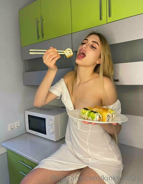 kinky ella1 ヌードスター 写真