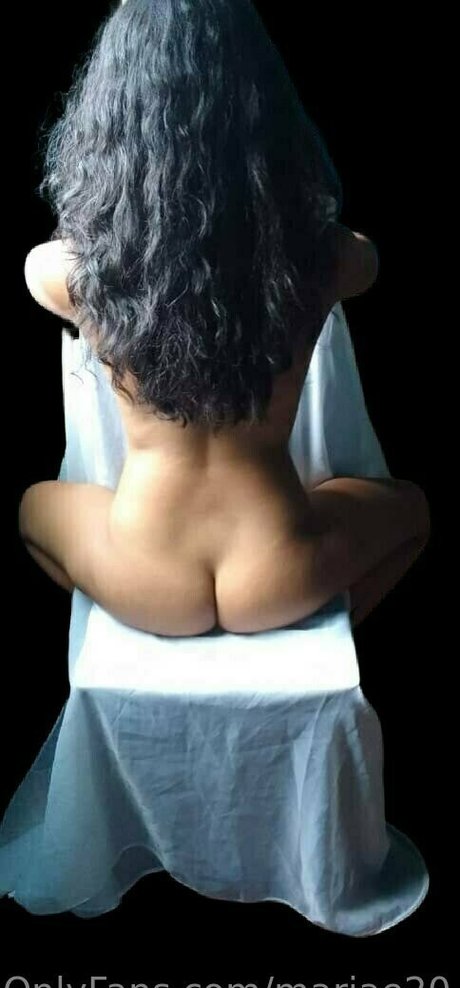 裸のトゥインクOnlyFans 無料セクシー 写真