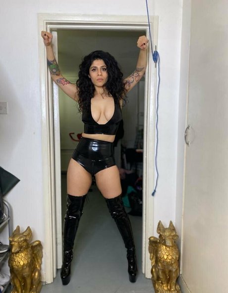 mistresssophiasahara 美しい女優 写真