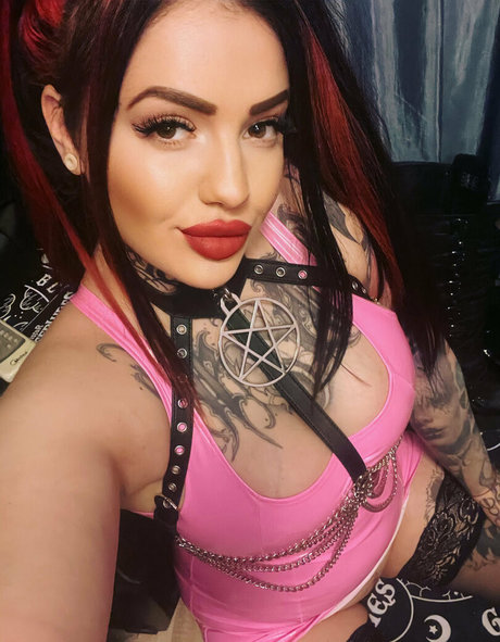 Emily Gontier アートポルノスター 画像