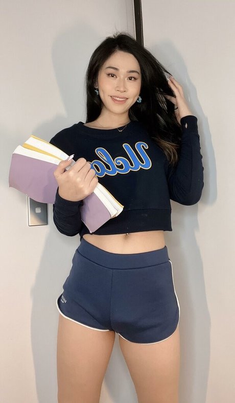 Khloe Kiss エロティックなスター ギャラリー