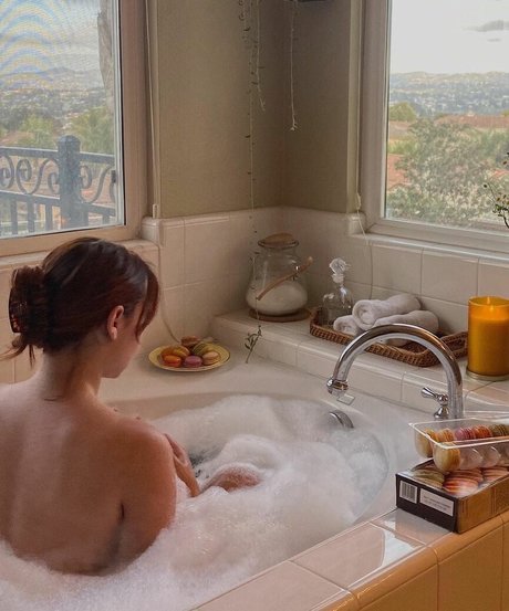 肉厚マンコOnlyFans ポルノ ギャラリー