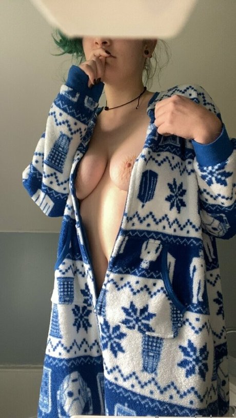 sunflowerseedling エロティックモデル 写真