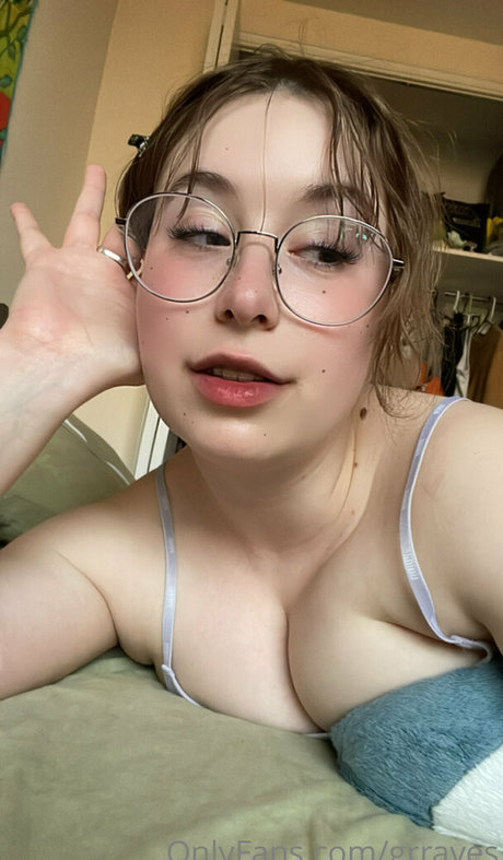 grraves xxxポルノスター 写真