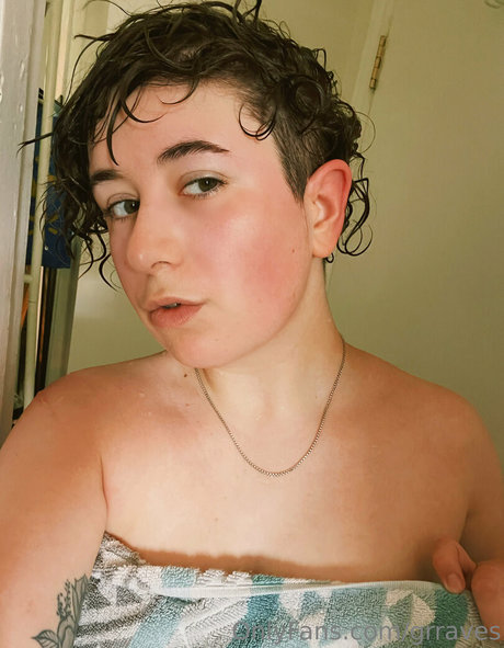 grraves 最高のモデル 写真