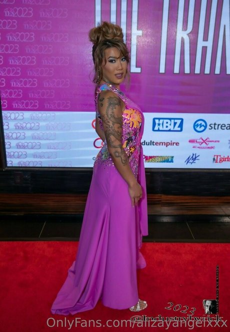 alizayangelxxx 裸のスター 写真