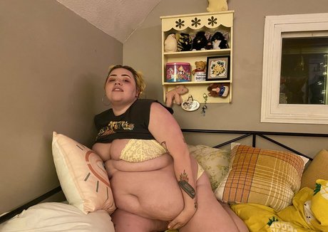 曲線美の黒檀OnlyFans エロチック 写真