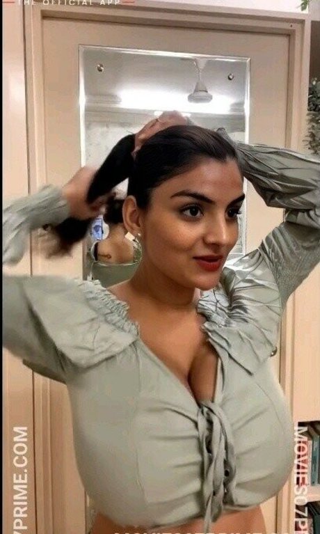 Anveshi Jain アダルトスター 写真