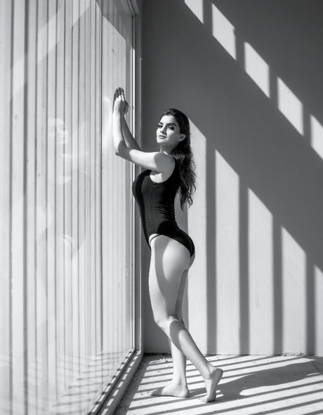 ティーンシーメールOnlyFans アートポルノ 写真