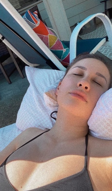 Femsteph 裸のモデル 写真