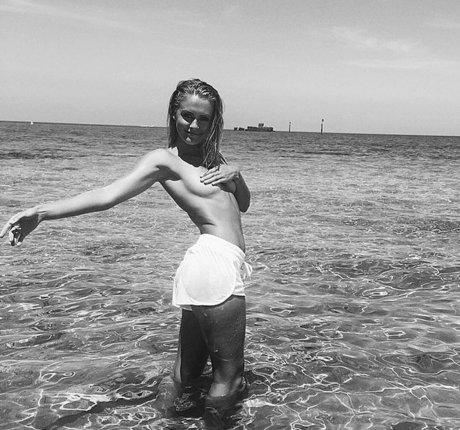 Steph Claire Smith xxxモデル 画像