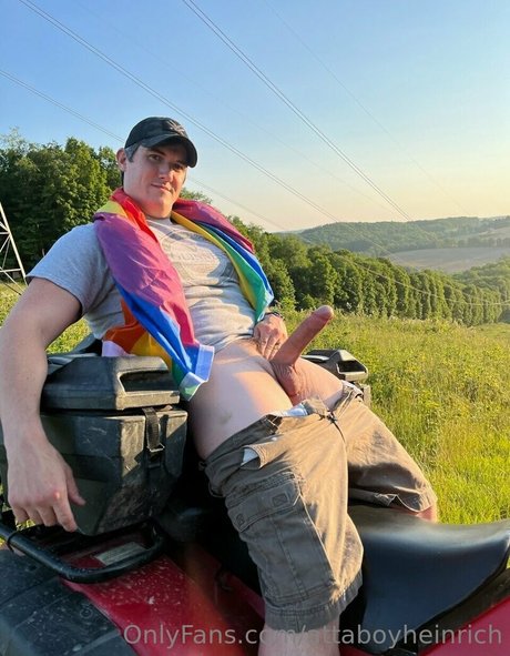 attaboyheinrich ヌードのポルノスター 写真