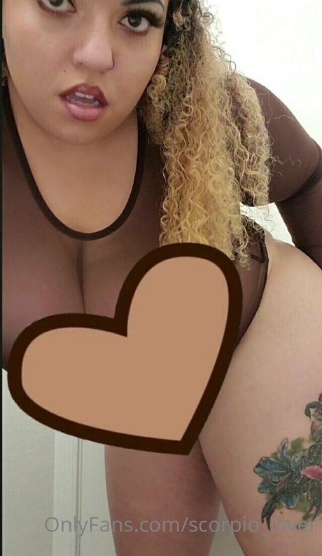 ティーンのおっぱいOnlyFans 美しい裸 写真