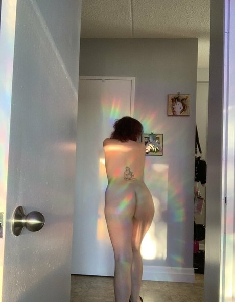 laraleexxx ポルノスター HD 画像