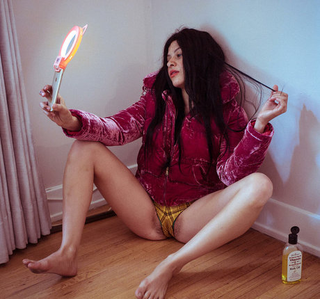 Alia Shawkat ホットスター 写真