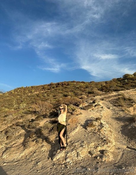 Luminatria ヌードモデル 写真