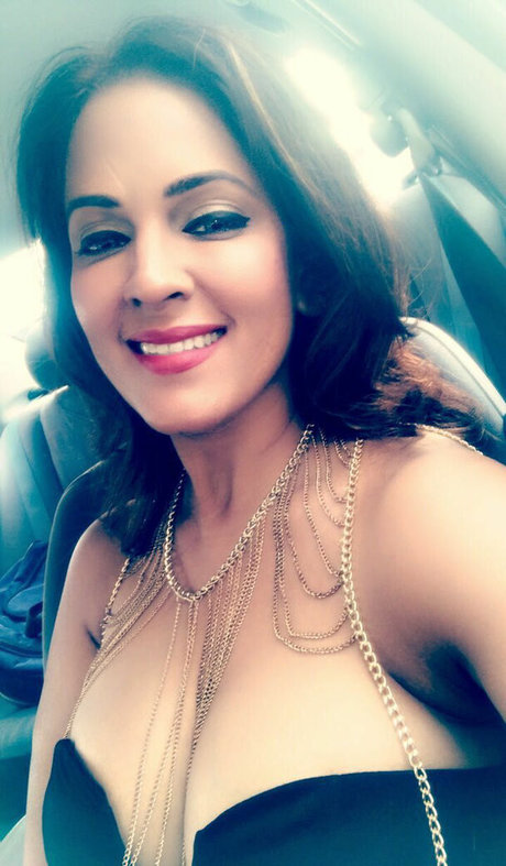 Minakshie Sethii 素敵なモデル ギャラリー