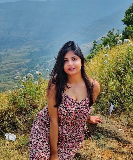 Tassels and Trails セックスポルノスター 写真