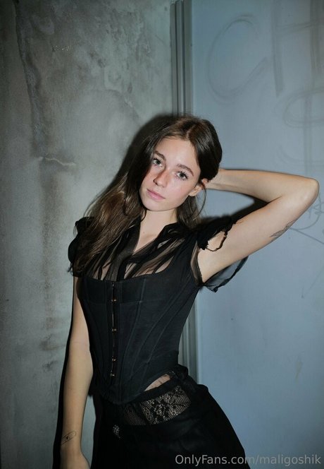 毛深いBBW OnlyFans 美しいポルノ 画像