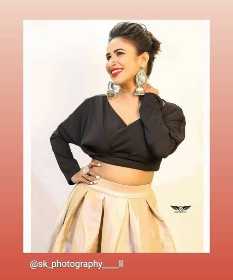 アジアの女性支配OnlyFans 無料セクシー 写真