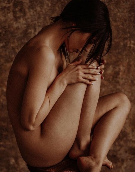 madame clarisse ポルノスター アート ギャラリー