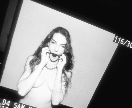 ティーンフィンガリングOnlyFans ポルノグラフィック 写真