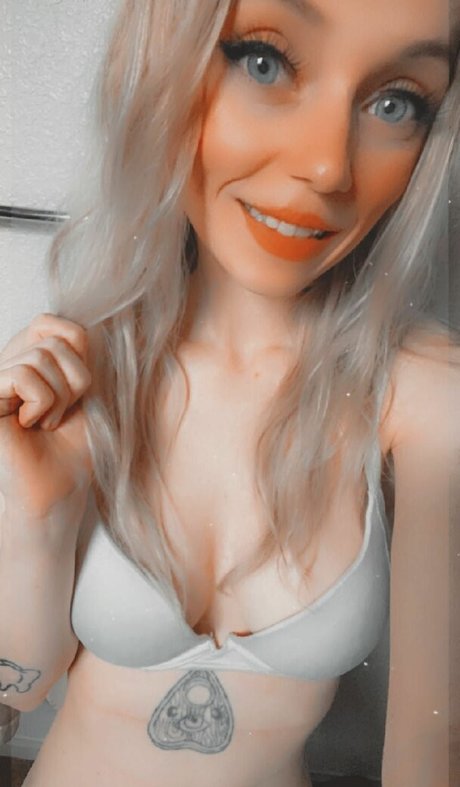 thebeezleboop ポルノスター 写真