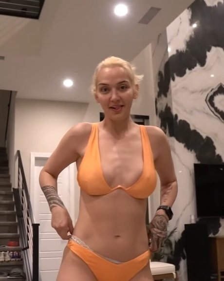 Geovanna Antoinette XXXモデル アーカイブ