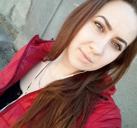 Olya Bulka ホットスター 写真