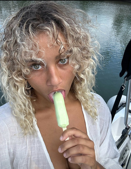 Salah Brooks スター 写真