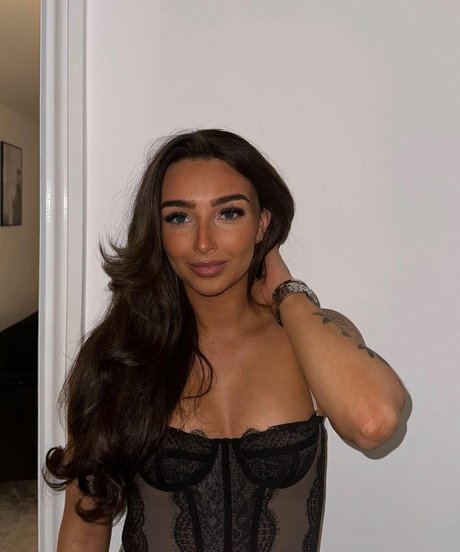 Chloe Panchal ポルノスター エロティック 写真