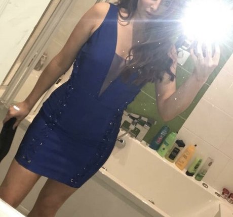 Chloe Panchal セックスポルノスター 写真