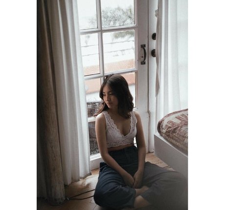 Maria Zhang ホット女優 アーカイブ