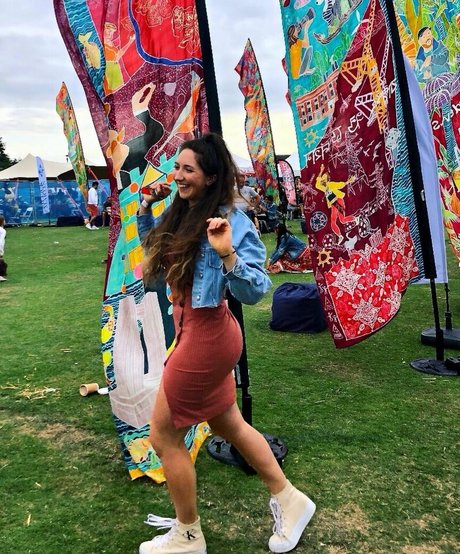 トゥワークオンリーファン アートxxx 写真