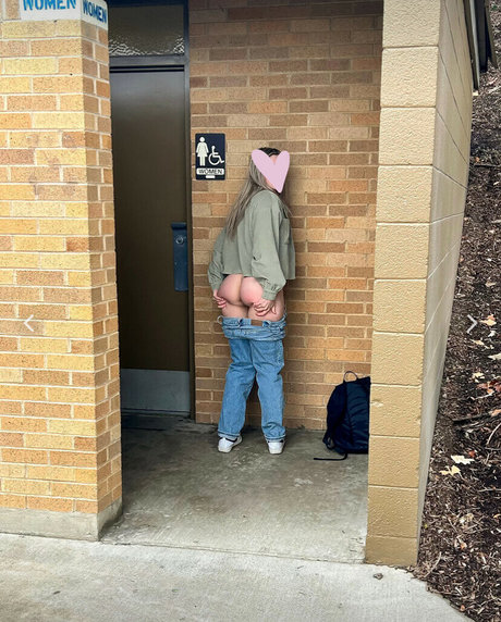 MormonBarbie スター 裸 ギャラリー