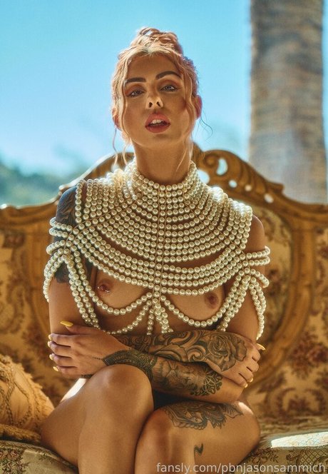 pbnjasonsammich 限定モデル 写真