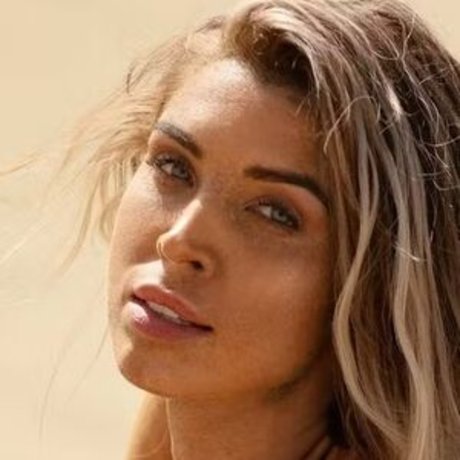 Aneta Sablik セクシーなスター 写真