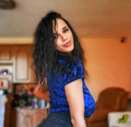 Denisa R Maria かわいいスター ギャラリー