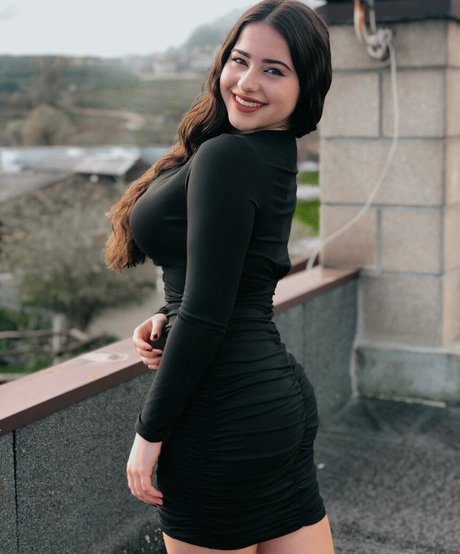 若い熟女OnlyFans ホットヌード 写真