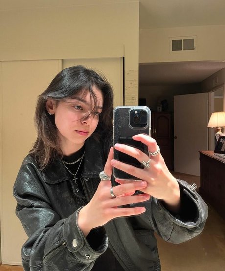 ryan woods21 裸の女優 画像