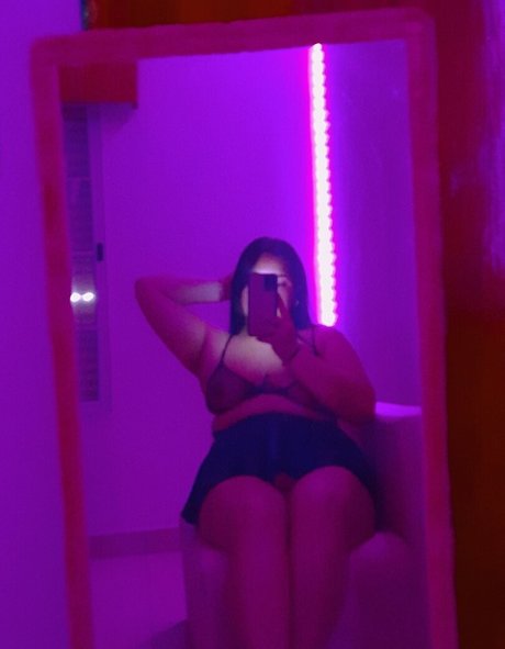 XFREYAAXX かわいいモデル 画像