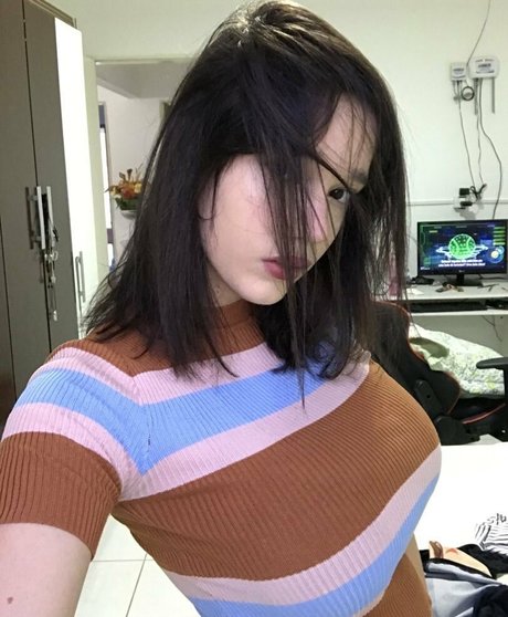 Hdceli スター xxx 写真