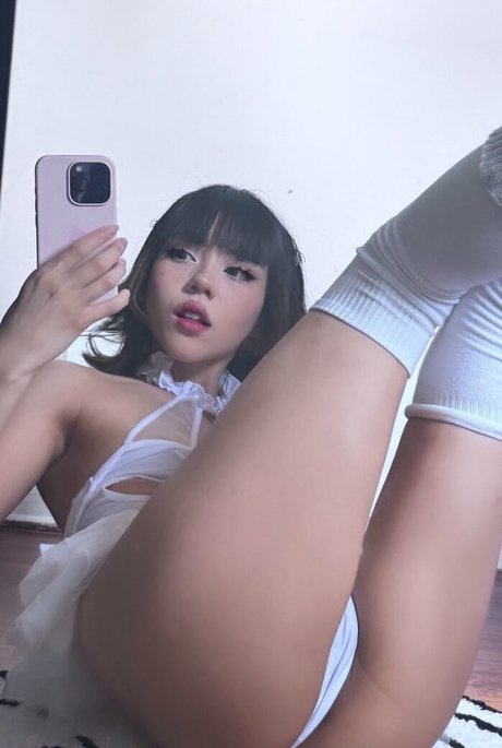 細身の巨乳OnlyFans 無料セクシー ギャラリー