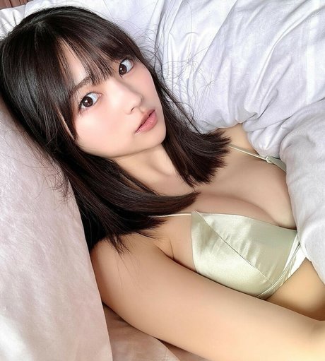 Hiiragi Usa ヌードのポルノスター 写真