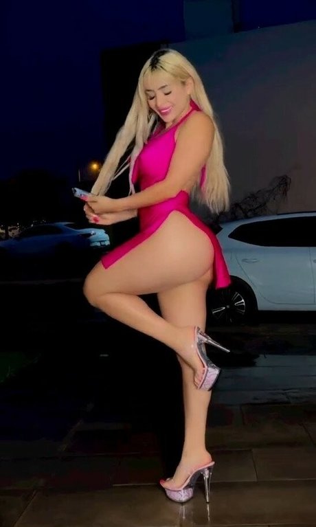 alemiarojas ポルノスター xxx 画像