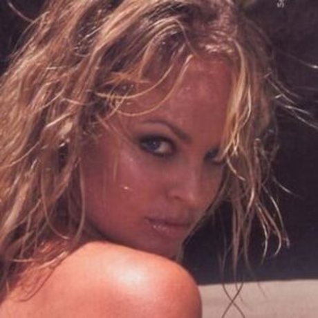 Christy Hemme ヌードモデル 写真