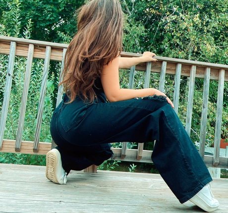 黒のランジェリーOnlyFans 美しいヌード 写真