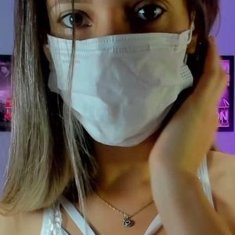 ディスコード トランス OnlyFans セクシー裸 写真