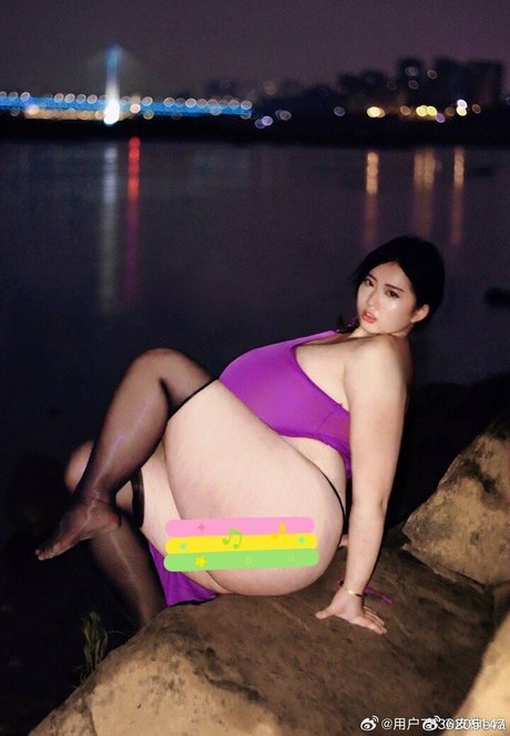 ニューハーフ ドミナトリックス OnlyFans ホット 写真